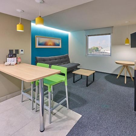 City Express By Marriott Suites Τολούκα Εξωτερικό φωτογραφία