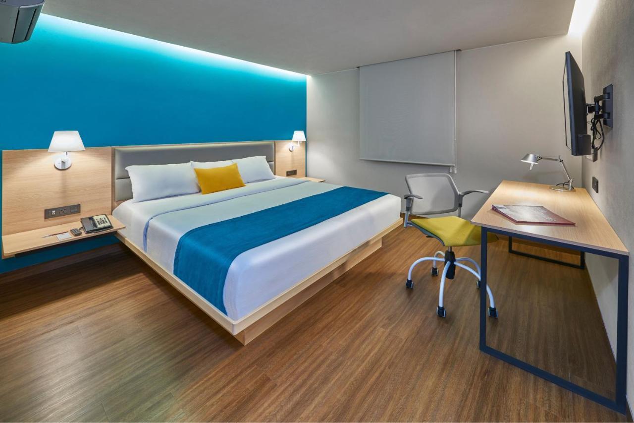 City Express By Marriott Suites Τολούκα Εξωτερικό φωτογραφία